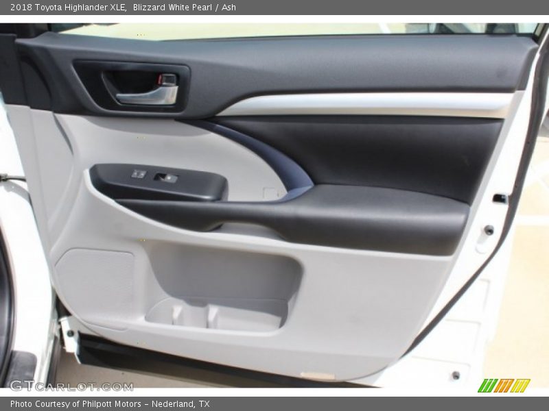 Blizzard White Pearl / Ash 2018 Toyota Highlander XLE