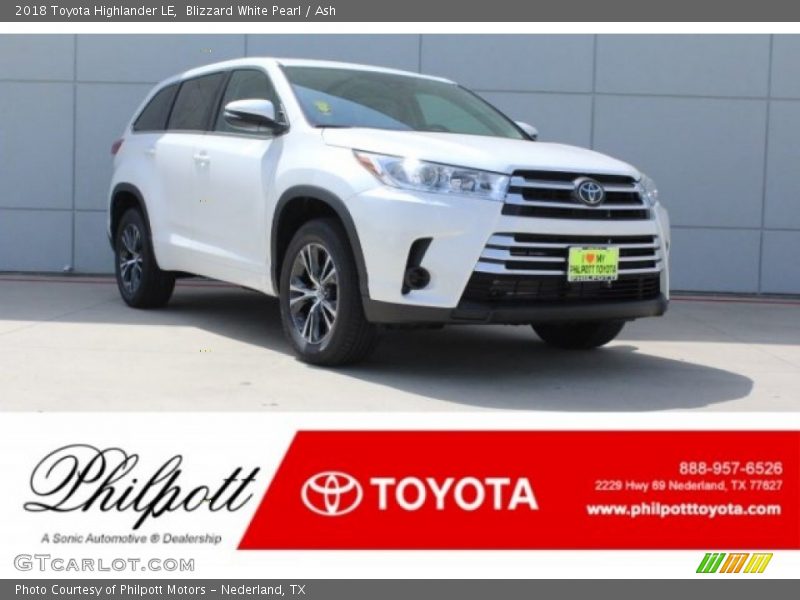 Blizzard White Pearl / Ash 2018 Toyota Highlander LE