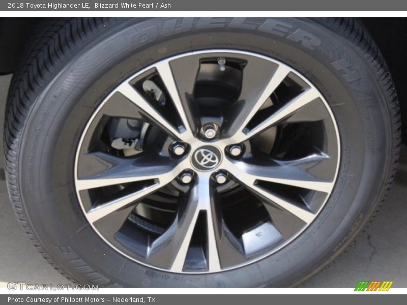 Blizzard White Pearl / Ash 2018 Toyota Highlander LE