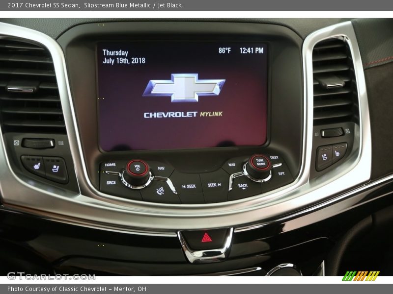 Controls of 2017 SS Sedan