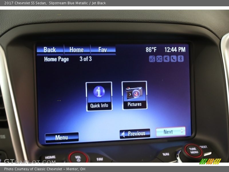 Controls of 2017 SS Sedan