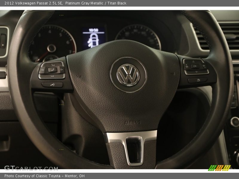 Platinum Gray Metallic / Titan Black 2012 Volkswagen Passat 2.5L SE