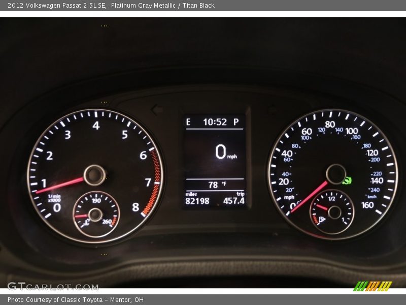 Platinum Gray Metallic / Titan Black 2012 Volkswagen Passat 2.5L SE