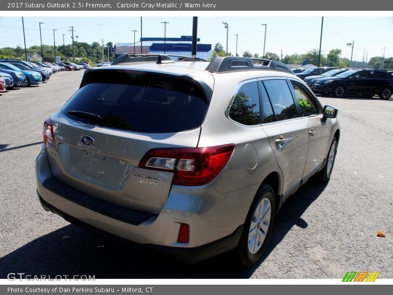 Carbide Gray Metallic / Warm Ivory 2017 Subaru Outback 2.5i Premium