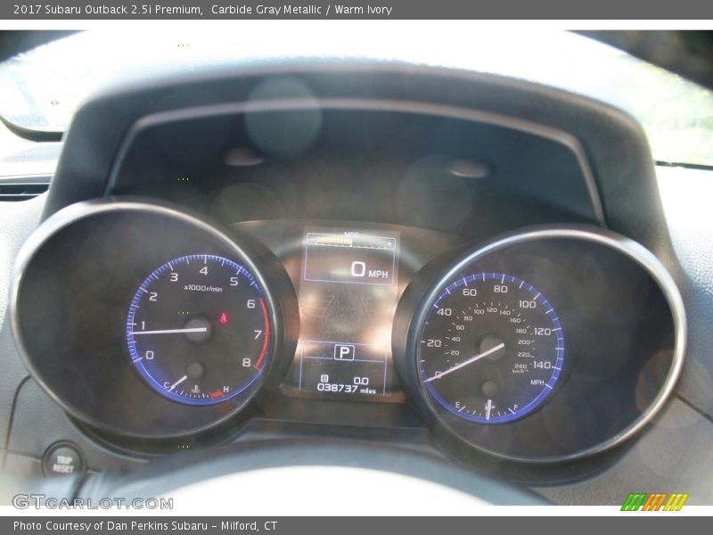Carbide Gray Metallic / Warm Ivory 2017 Subaru Outback 2.5i Premium