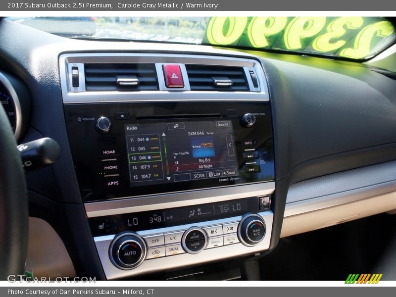 Carbide Gray Metallic / Warm Ivory 2017 Subaru Outback 2.5i Premium