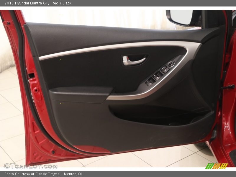Red / Black 2013 Hyundai Elantra GT