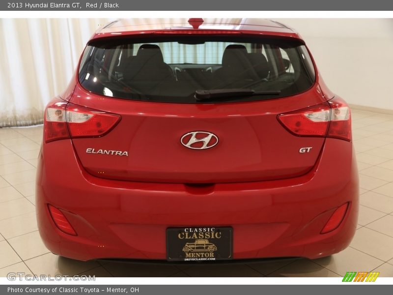 Red / Black 2013 Hyundai Elantra GT