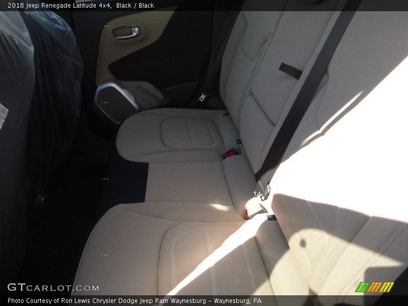 Black / Black 2018 Jeep Renegade Latitude 4x4