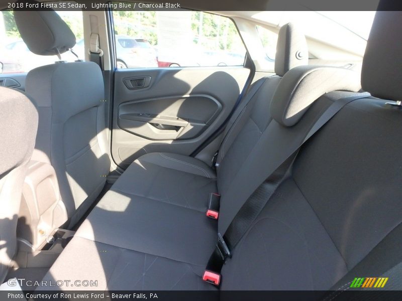 Lightning Blue / Charcoal Black 2018 Ford Fiesta SE Sedan