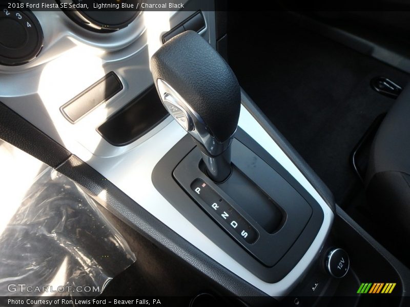 Lightning Blue / Charcoal Black 2018 Ford Fiesta SE Sedan