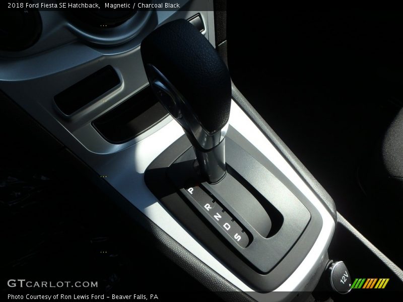 Magnetic / Charcoal Black 2018 Ford Fiesta SE Hatchback