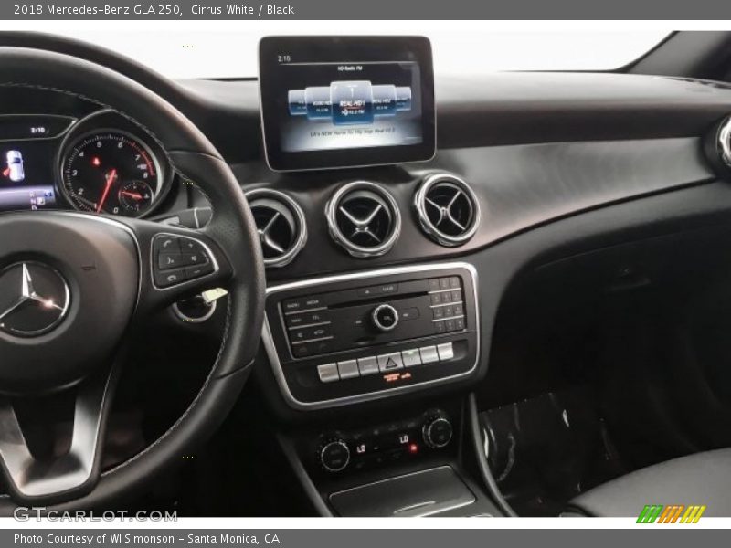 Cirrus White / Black 2018 Mercedes-Benz GLA 250