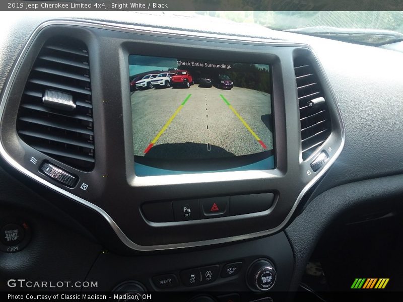 Bright White / Black 2019 Jeep Cherokee Limited 4x4