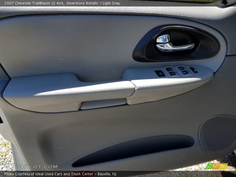 Silverstone Metallic / Light Gray 2007 Chevrolet TrailBlazer LS 4x4