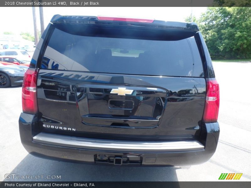 Black / Jet Black 2018 Chevrolet Suburban LS 4WD