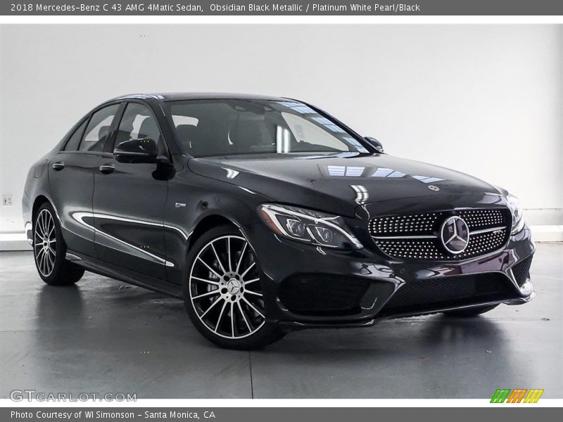 Front 3/4 View of 2018 C 43 AMG 4Matic Sedan