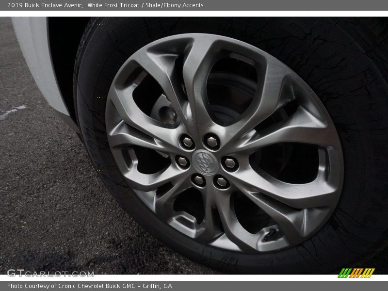 White Frost Tricoat / Shale/Ebony Accents 2019 Buick Enclave Avenir