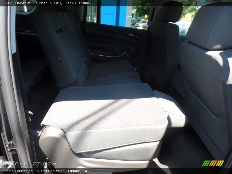 Black / Jet Black 2018 Chevrolet Suburban LS 4WD