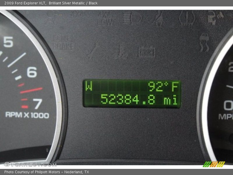 Brilliant Silver Metallic / Black 2009 Ford Explorer XLT