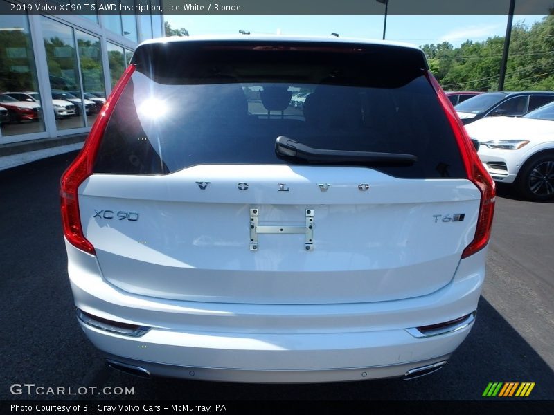 Ice White / Blonde 2019 Volvo XC90 T6 AWD Inscription