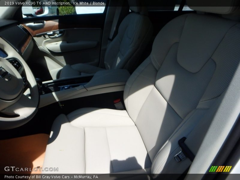 Ice White / Blonde 2019 Volvo XC90 T6 AWD Inscription