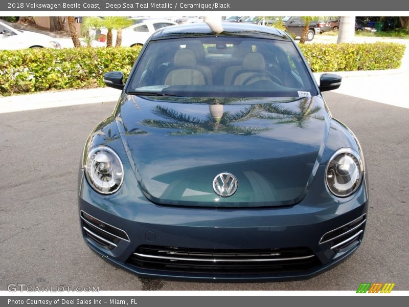 Deep Sea Teal Metallic / Ceramique/Black 2018 Volkswagen Beetle Coast