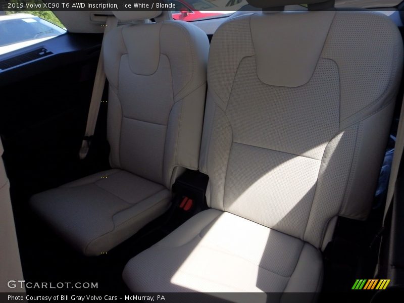 Ice White / Blonde 2019 Volvo XC90 T6 AWD Inscription