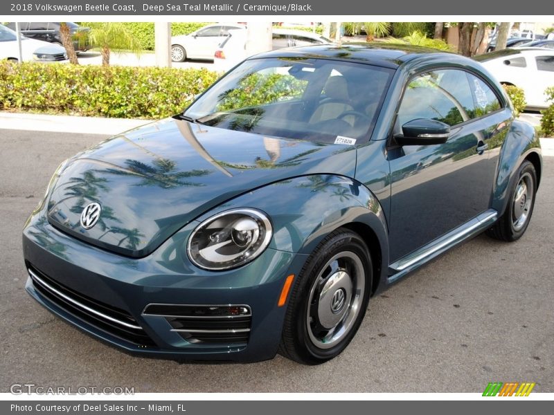 Deep Sea Teal Metallic / Ceramique/Black 2018 Volkswagen Beetle Coast