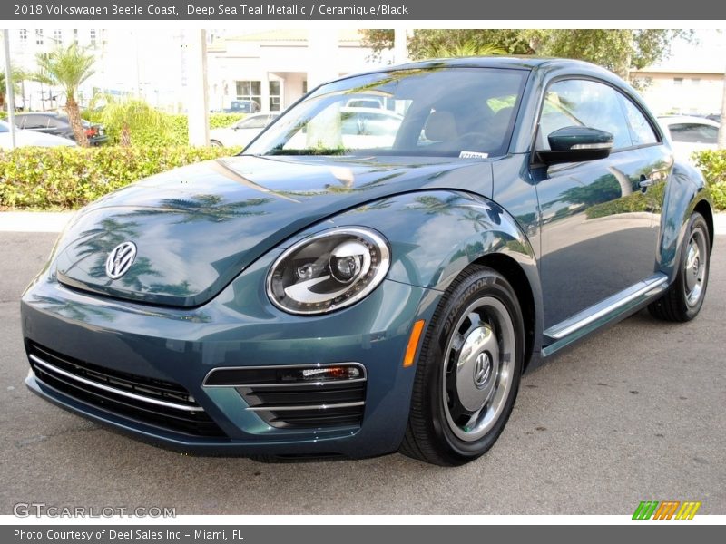 Deep Sea Teal Metallic / Ceramique/Black 2018 Volkswagen Beetle Coast