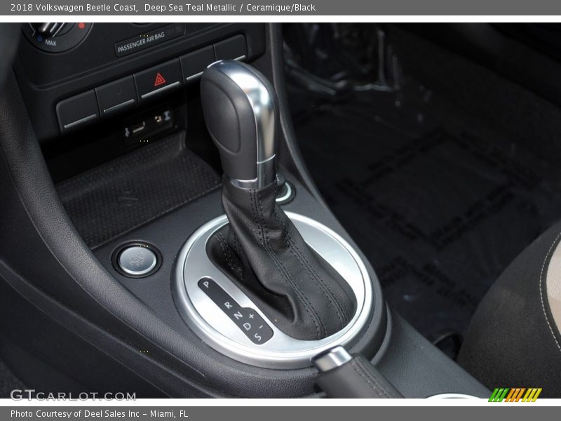 Deep Sea Teal Metallic / Ceramique/Black 2018 Volkswagen Beetle Coast