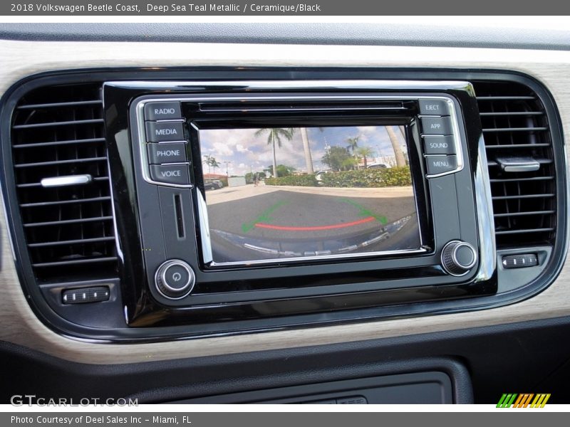 Deep Sea Teal Metallic / Ceramique/Black 2018 Volkswagen Beetle Coast