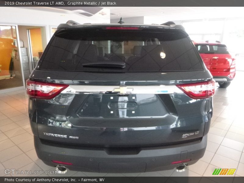 Graphite Metallic / Jet Black 2019 Chevrolet Traverse LT AWD
