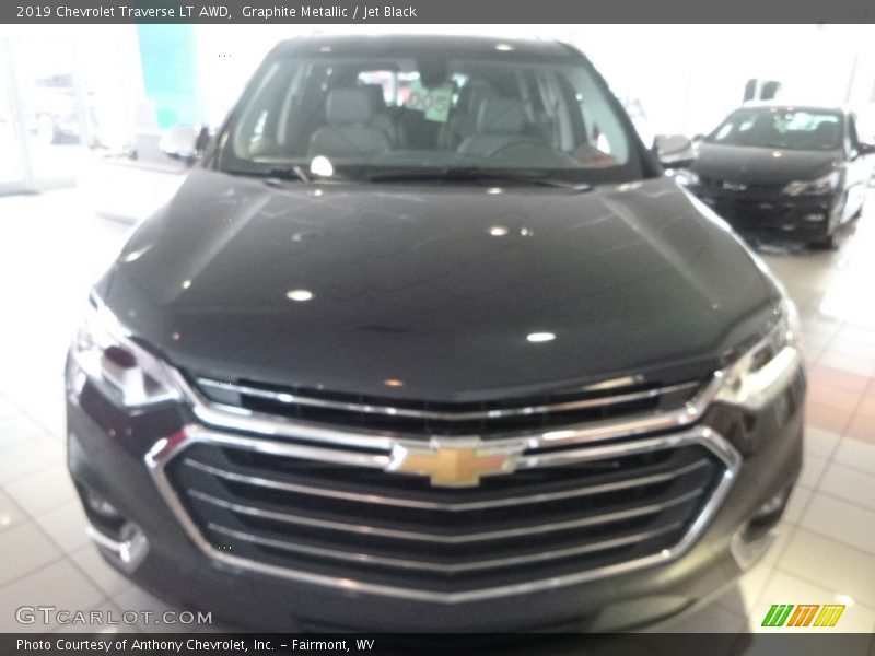 Graphite Metallic / Jet Black 2019 Chevrolet Traverse LT AWD