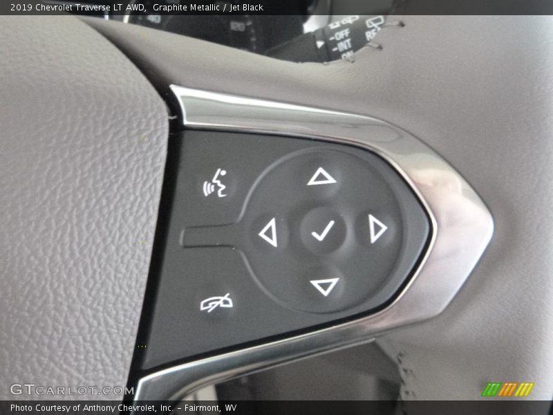 Graphite Metallic / Jet Black 2019 Chevrolet Traverse LT AWD
