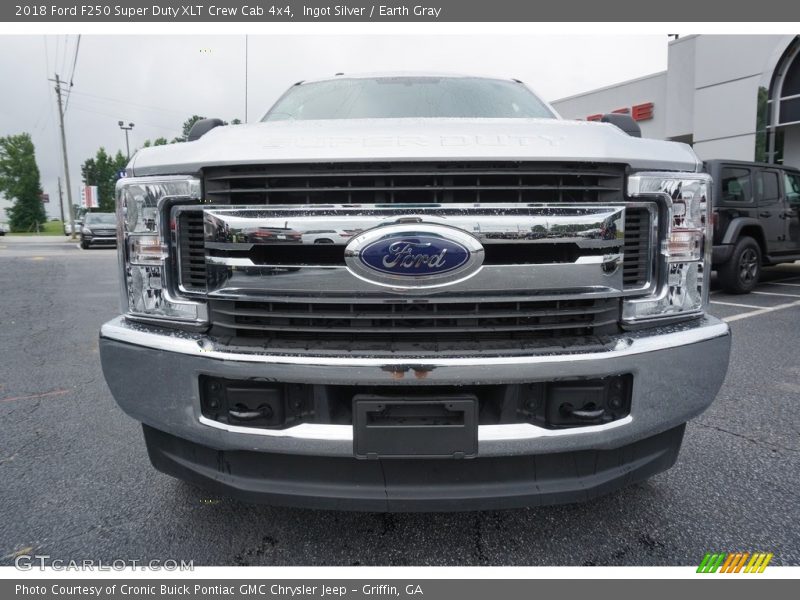 Ingot Silver / Earth Gray 2018 Ford F250 Super Duty XLT Crew Cab 4x4