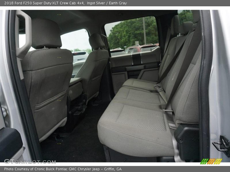 Ingot Silver / Earth Gray 2018 Ford F250 Super Duty XLT Crew Cab 4x4