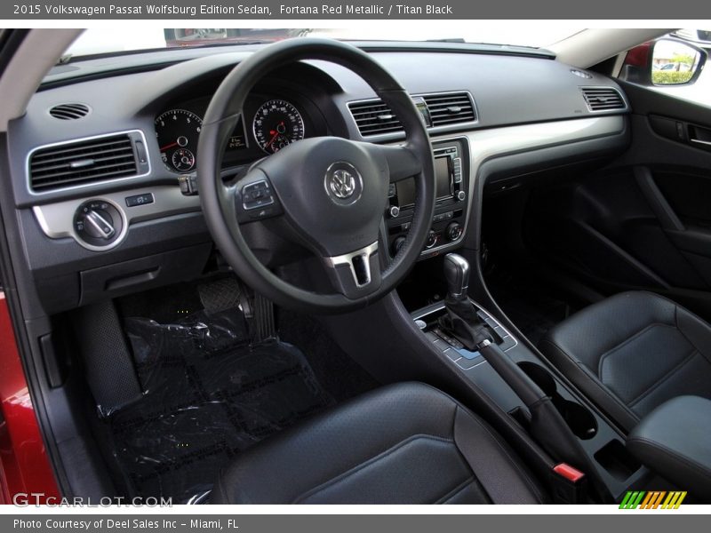 Fortana Red Metallic / Titan Black 2015 Volkswagen Passat Wolfsburg Edition Sedan