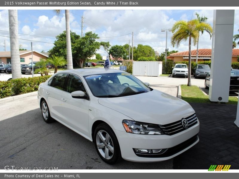Candy White / Titan Black 2015 Volkswagen Passat Wolfsburg Edition Sedan