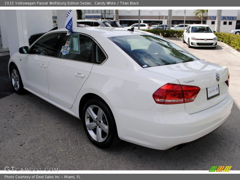 Candy White / Titan Black 2015 Volkswagen Passat Wolfsburg Edition Sedan
