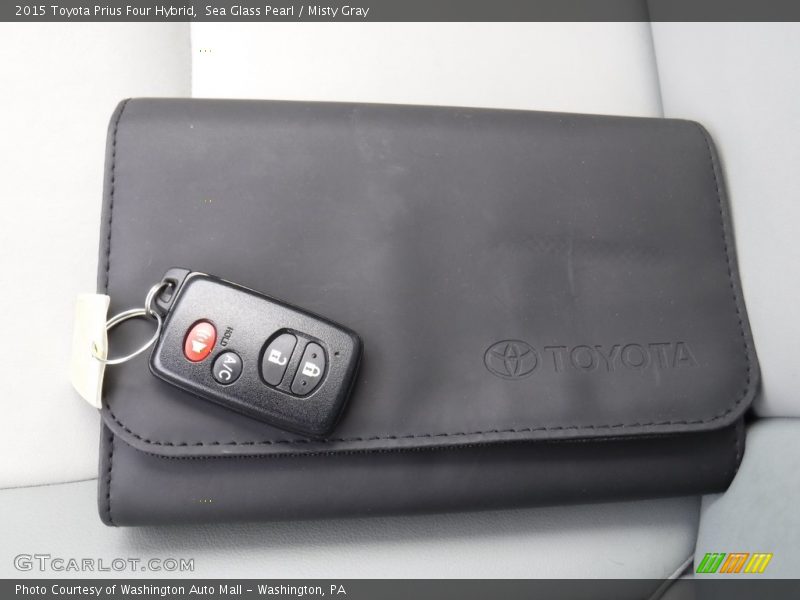 Sea Glass Pearl / Misty Gray 2015 Toyota Prius Four Hybrid