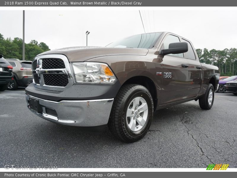 Walnut Brown Metallic / Black/Diesel Gray 2018 Ram 1500 Express Quad Cab