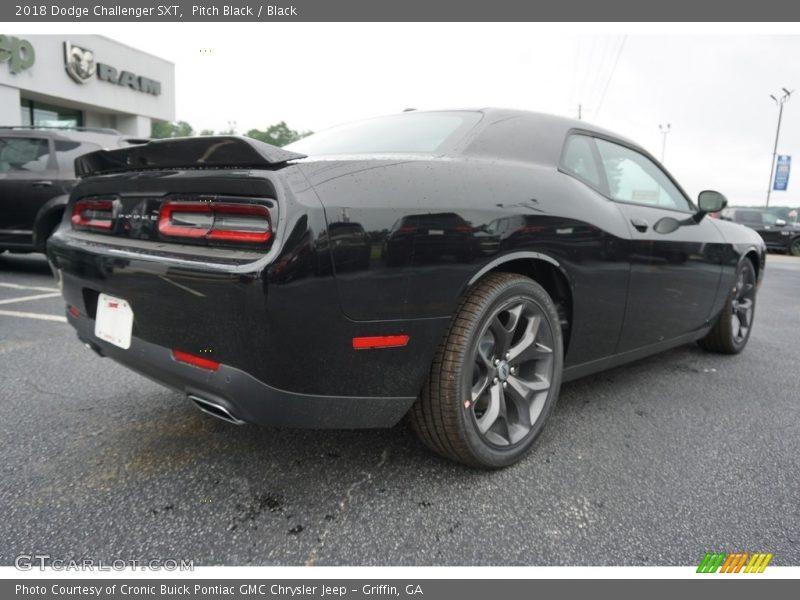 Pitch Black / Black 2018 Dodge Challenger SXT
