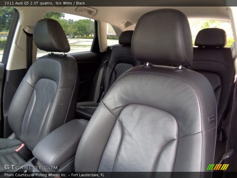 Ibis White / Black 2011 Audi Q5 2.0T quattro