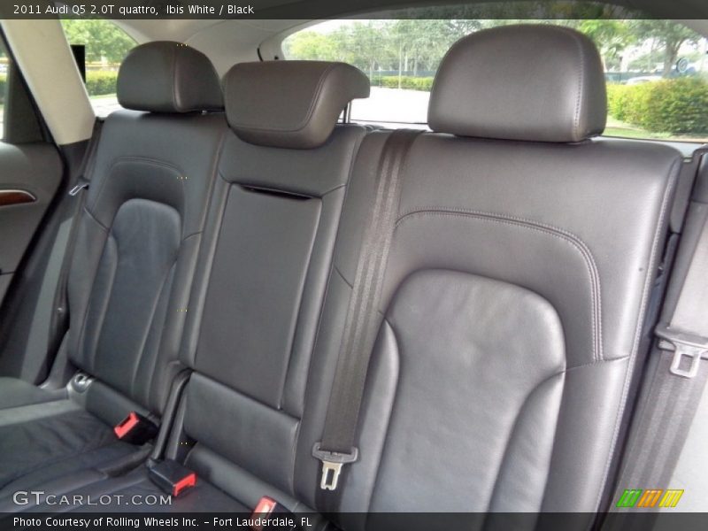 Ibis White / Black 2011 Audi Q5 2.0T quattro
