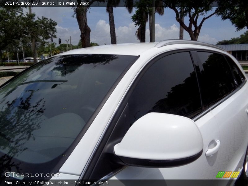 Ibis White / Black 2011 Audi Q5 2.0T quattro