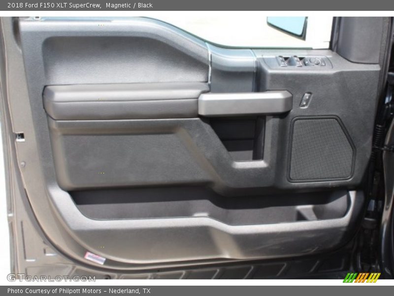 Magnetic / Black 2018 Ford F150 XLT SuperCrew