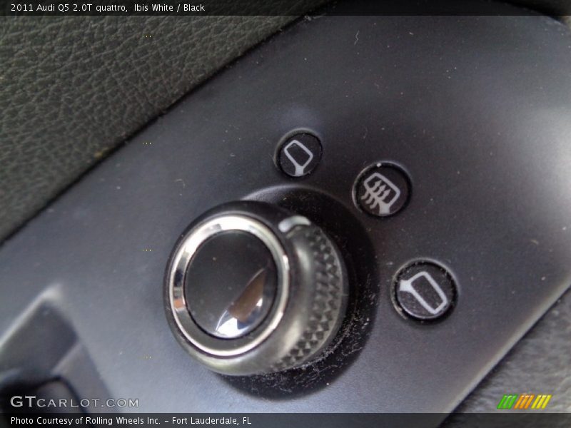 Ibis White / Black 2011 Audi Q5 2.0T quattro