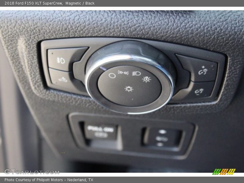 Magnetic / Black 2018 Ford F150 XLT SuperCrew
