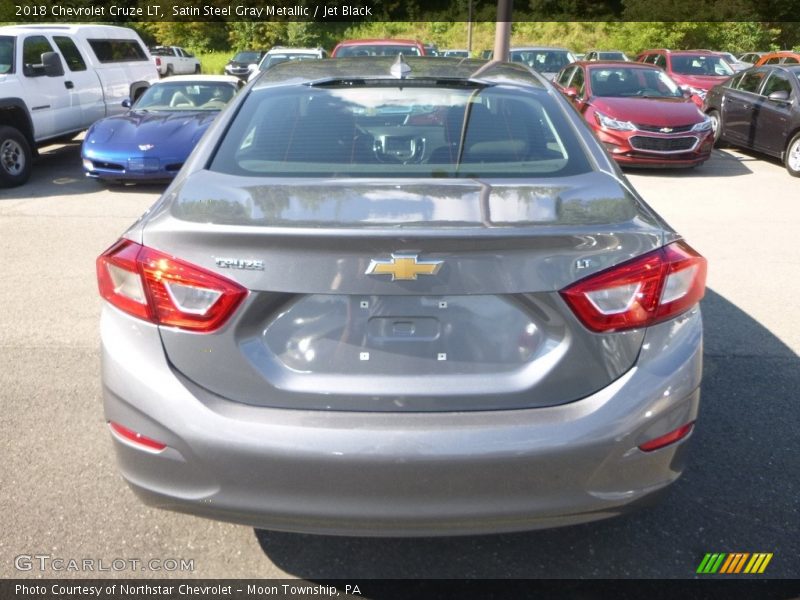 Satin Steel Gray Metallic / Jet Black 2018 Chevrolet Cruze LT